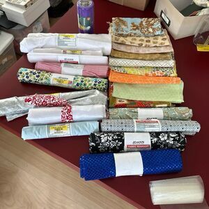 Assorted Fat Quarters & Remnants